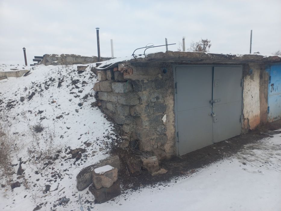 Продам гараж район хлебзавод