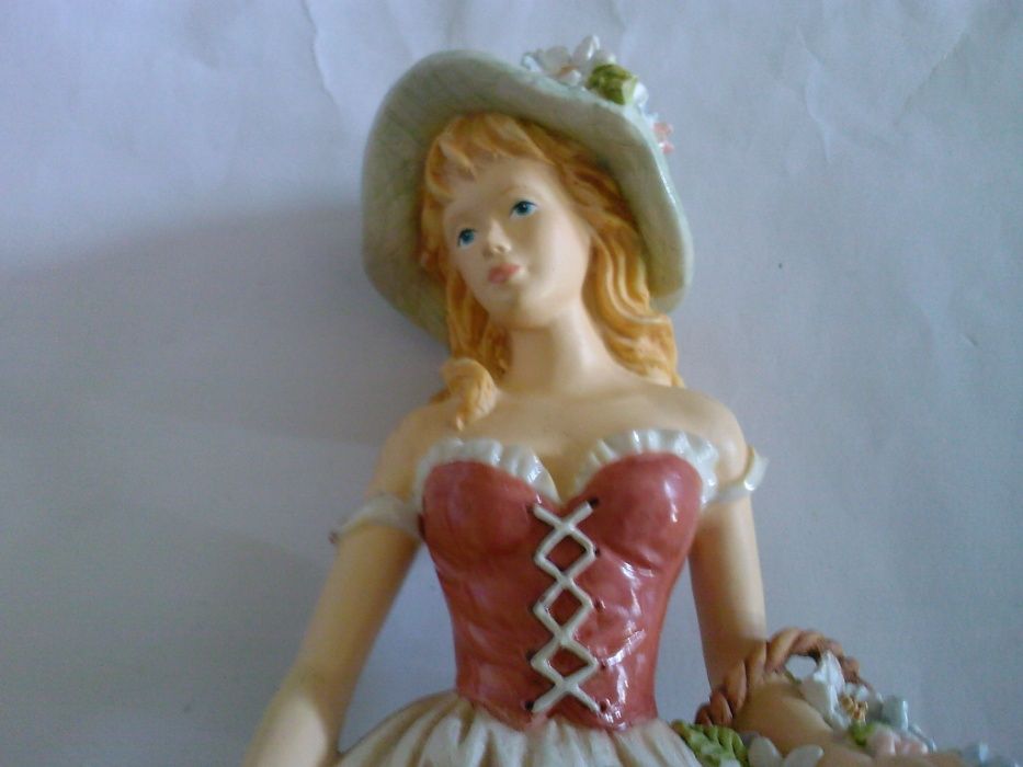 Domnisoara, cos de flori si gaste / ied, bibelou colectia Leonardo