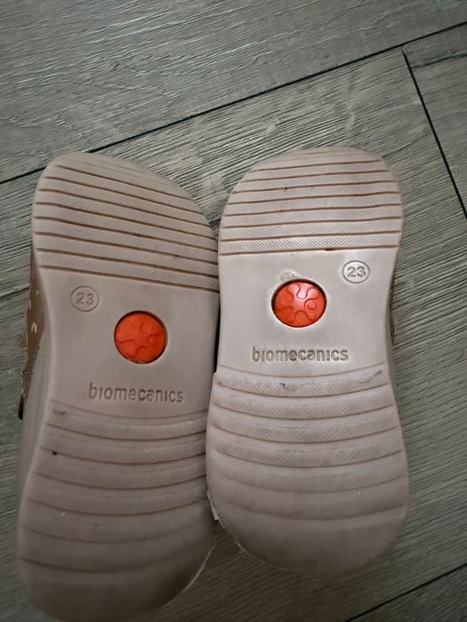 Sandale Biomecanics din piele, marimea 23