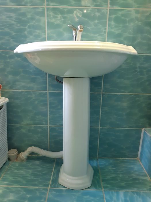 Продам раковину тюльпан