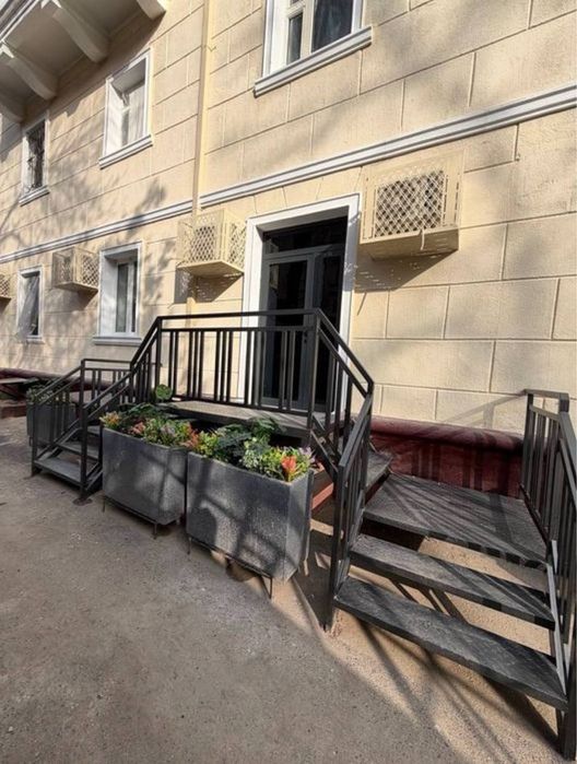 Сдается нежилое помещение м Айбек