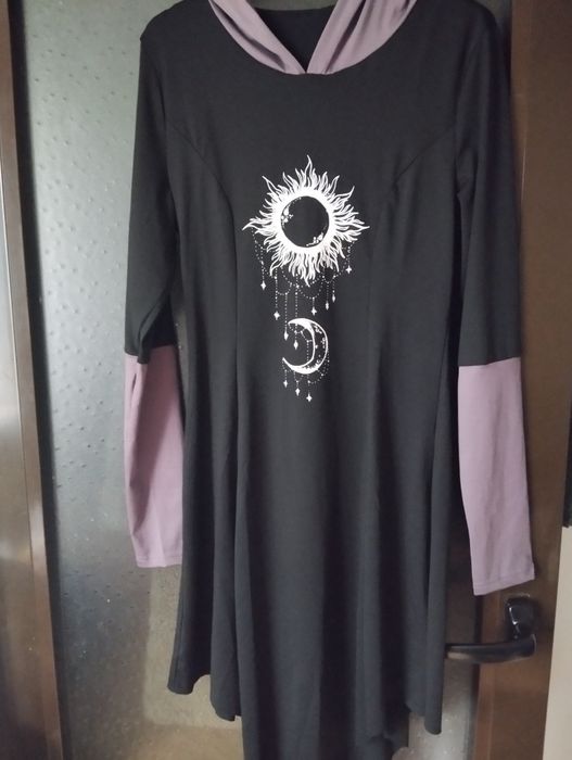 Rochie cu gluga,mărimea m