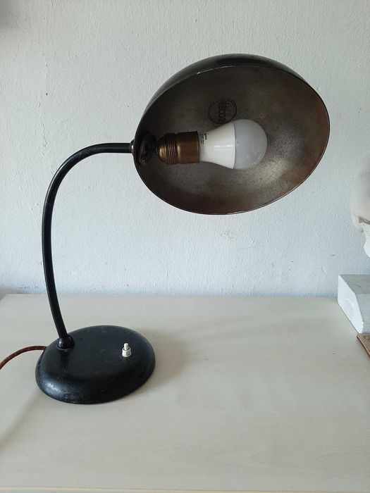 Оригинална Баухаус настолна лампа GECOS (Gebrüder Cosack), 1943 г.