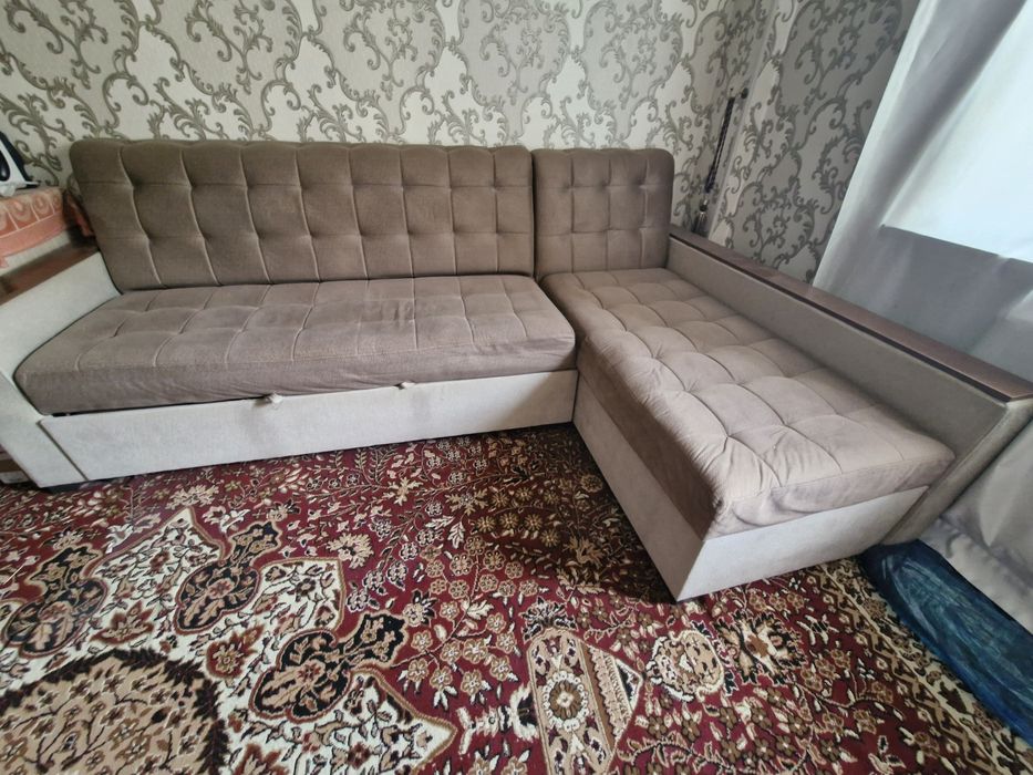 Уголок мебел 2.75метр