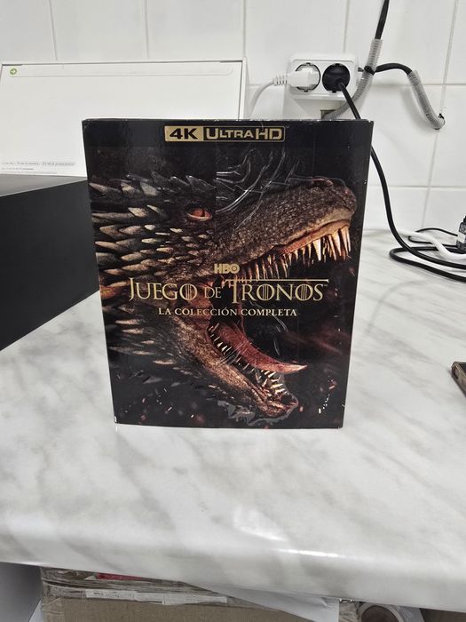 Игра на тронове: Пълна колекция (Сезони 1-8) - 4K Ultra HD + Blu-ray Boxset (Чисто нов)