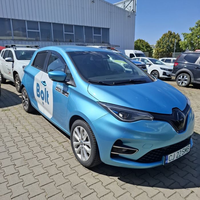 ÎNCĂRCARE GRATUITĂ! Închiriez Renault Zoe electric baterie  52kw/41kw colant BOLT activ  pe Cluj