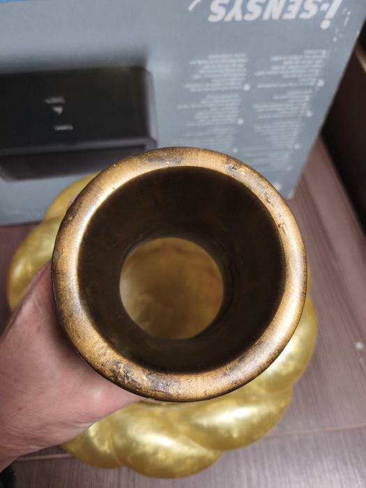 Ваза из пластика