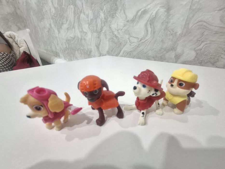 Продам киндеры по штучно