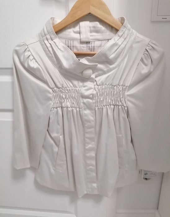 Дамски връхни дрехи