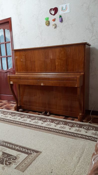 Пианино "Ростов -Дон"