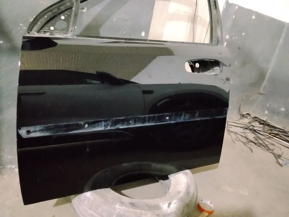 Jentra radnoy eshik shopir tomon