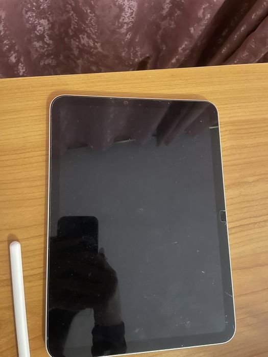 vand ipad generatia 10 +pen compatibil cu rezerve