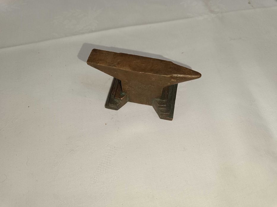 Nicovala bijutier bronz nicovala miniatura de colectie vintage