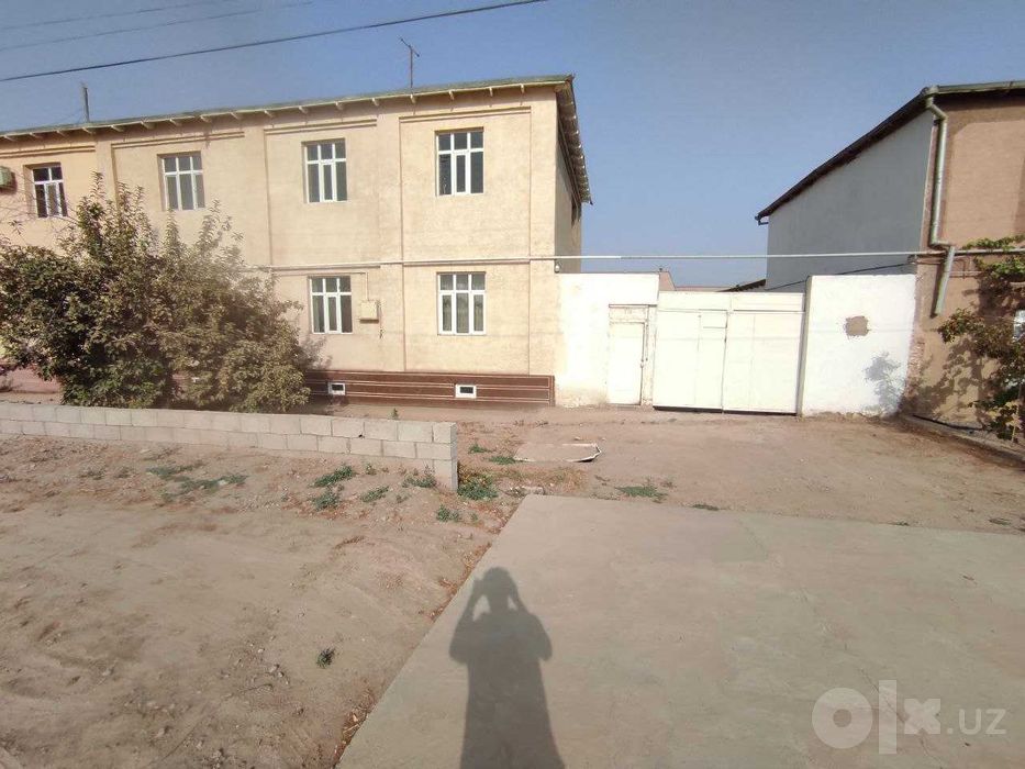 Двухэтажный дом 390 м², 4,5 сотки, у реки Сурхон