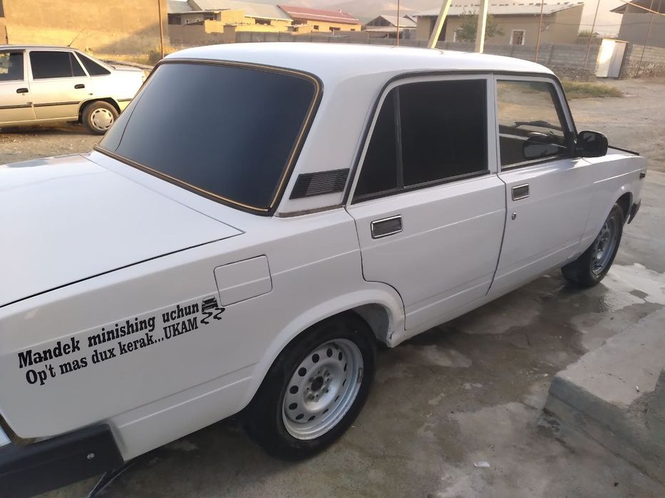 2107 жигули сотилади холати йахши 2007йил