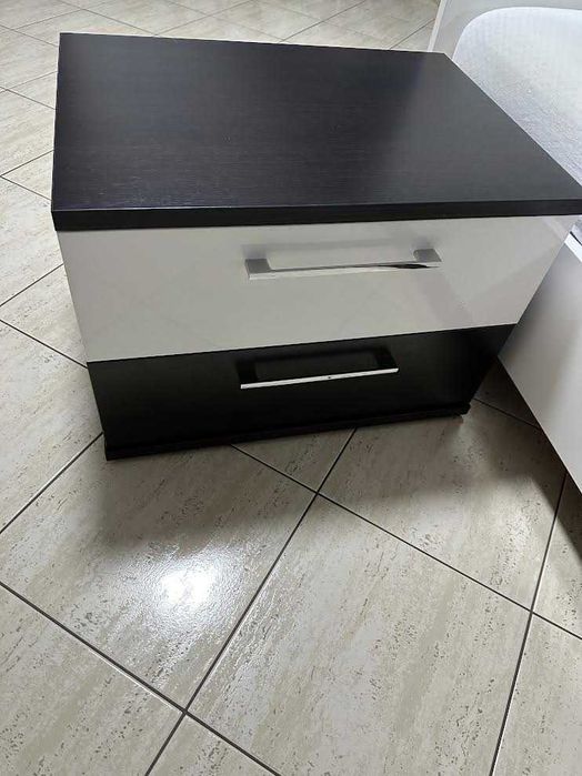 Piese de mobilier LEMS