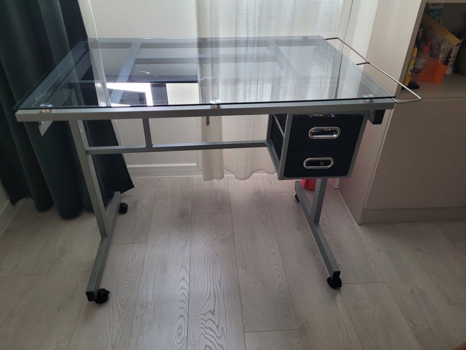 Masa de desen rabatabila