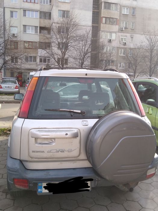 Продава Honda CR-V