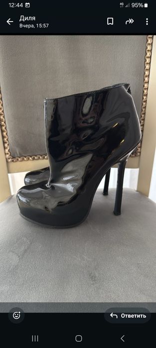 Продам ботинки новые