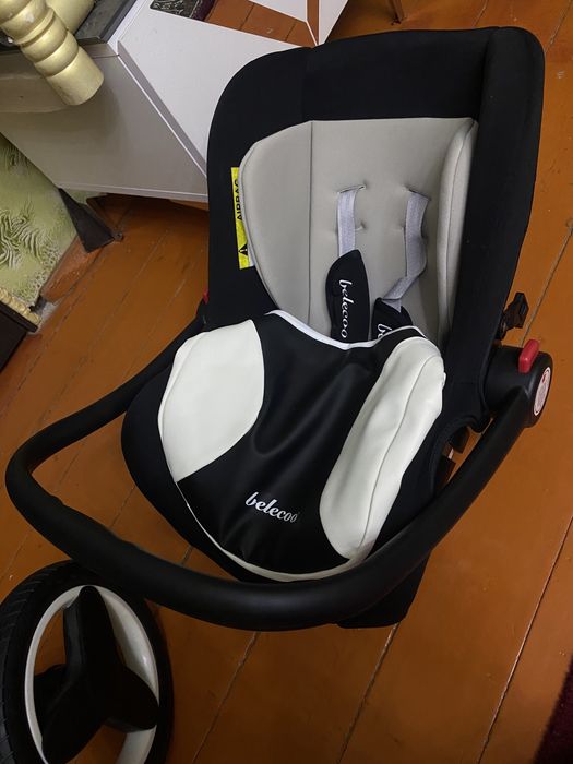 Продается новая коляска трансформер 3в1