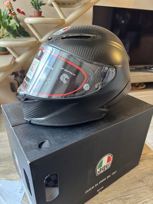 Каска AGV Pista GP RR Mono Matt carbon M нова