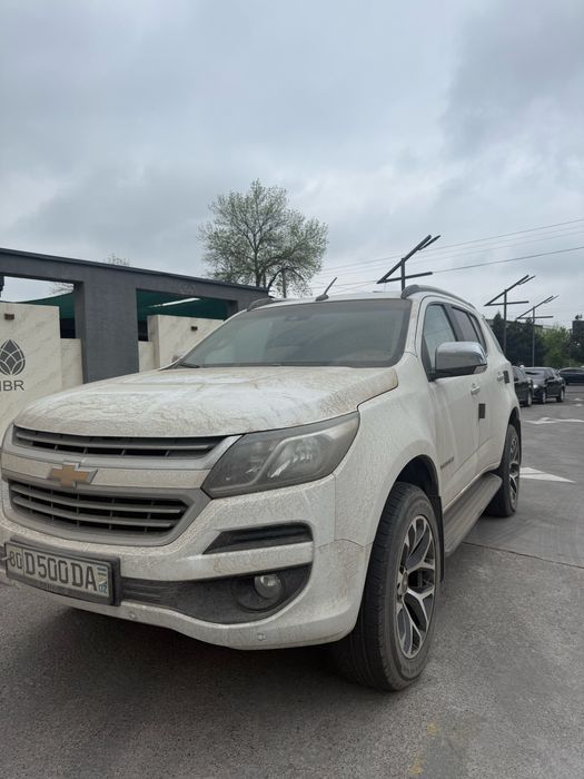 Trailblazer oq masla 2021 yil yurmagan 3.5 litr