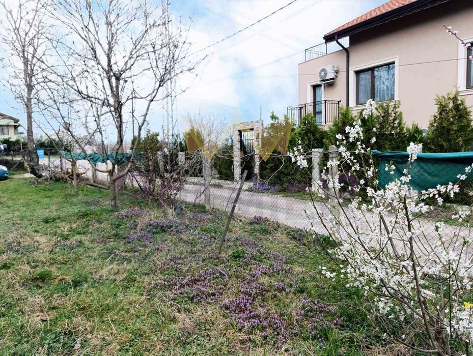 Продава се Къща в Варна, м-т Боровец - юг - 150 кв.м за 1494 €/кв.м - Снимка #4