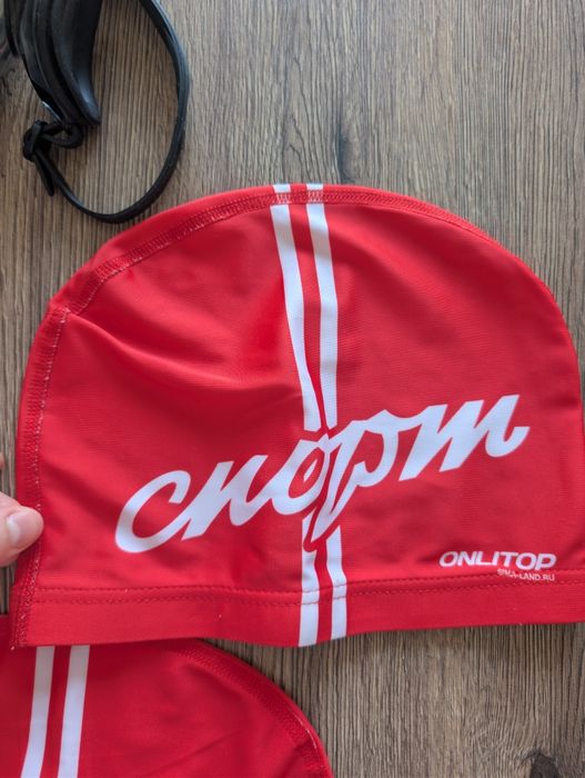 Очки для плавания, шапочки для плавания