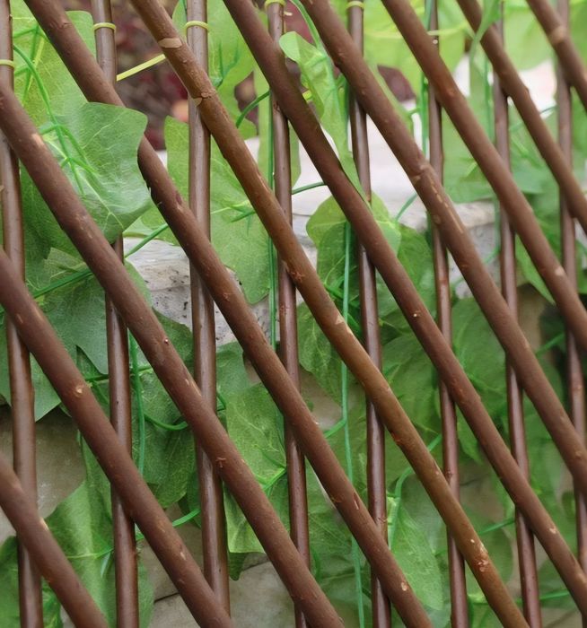 Пергола с изкуствени листа 180х60 см. - дървена преграда