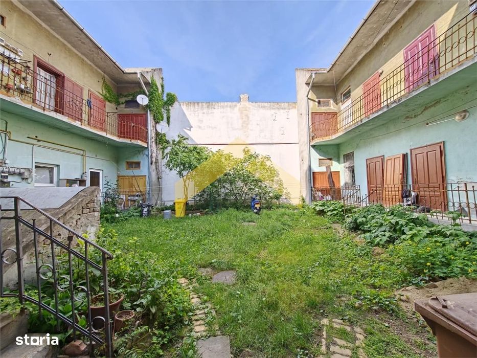 Cladire cu 14 apartamente de vanzare, Gradiste