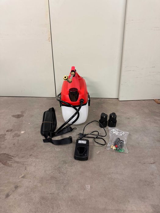 098108	Пръскачка Li-ion 5L 12V 2х2Ah 3bar 1,6L/min RD-BMD05