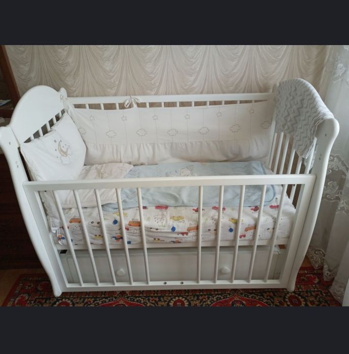 Продам манеж Мишутка