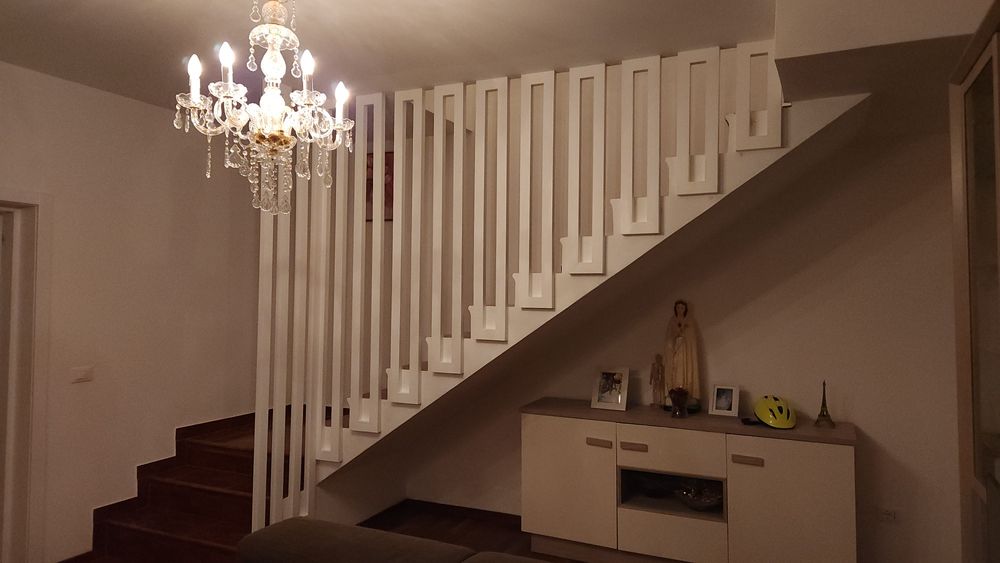 Riflaje din lemn masiv.