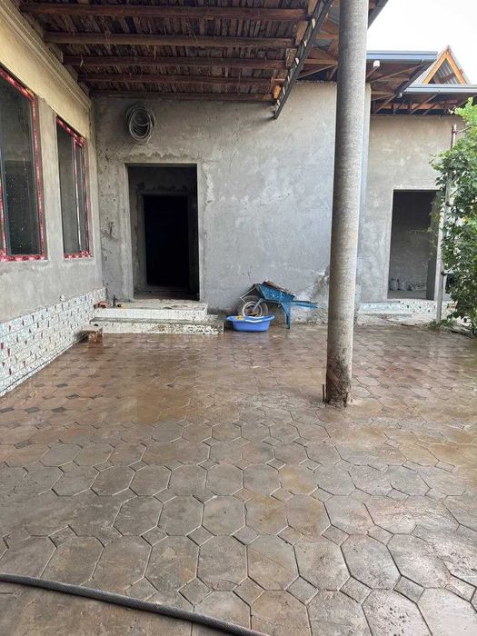 Хонобод, Беруний маҳалласида уй сотилади!