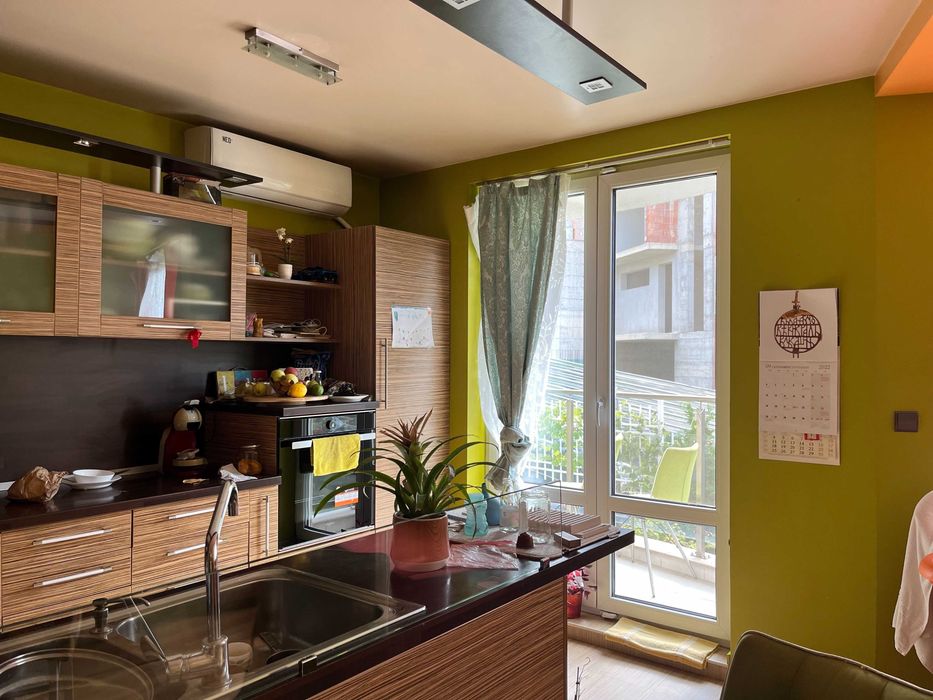 Дава се под наем Тристаен апартамент в София, Бояна - 90 кв.м за 663 € - Снимка #1