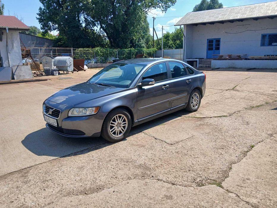 Volvo S40