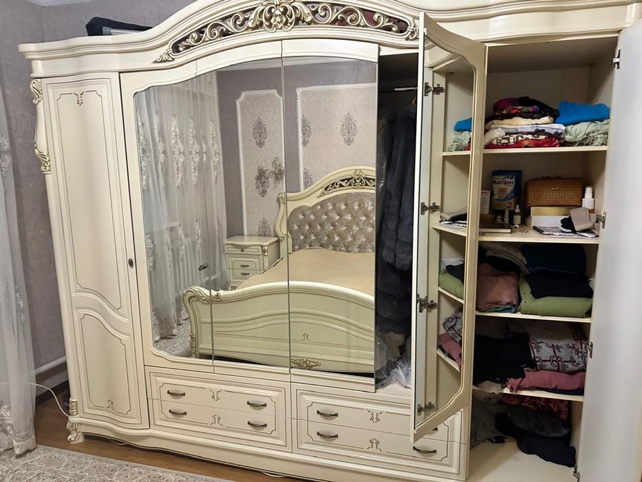 Мебель в спальни