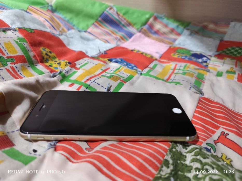Продам Iphone 7 plus/айфон 7 плюс