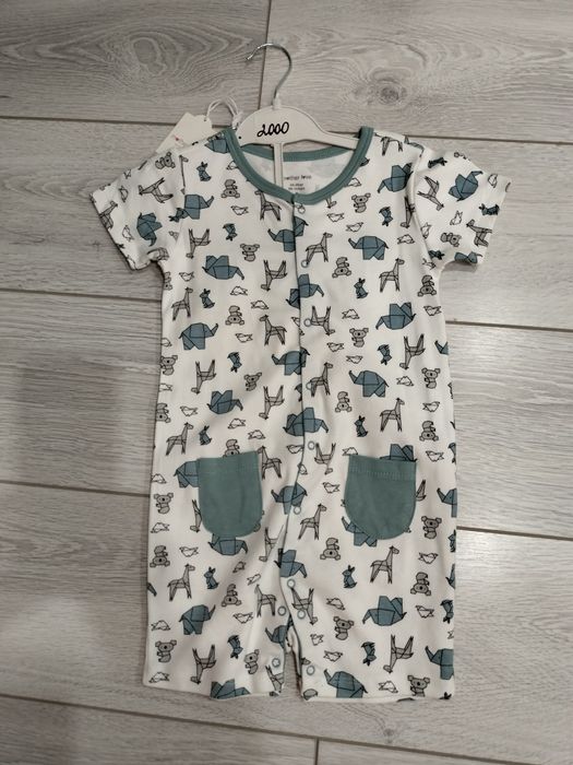 Продам детские вещи