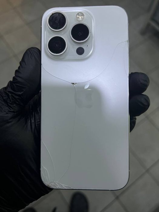 iPhone 15 pro 256 gb