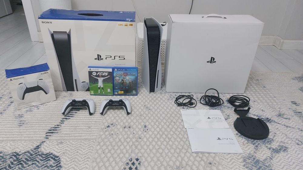 Продам PS5+2дж+игры