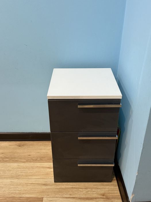 Тумбочка 10000 тенге