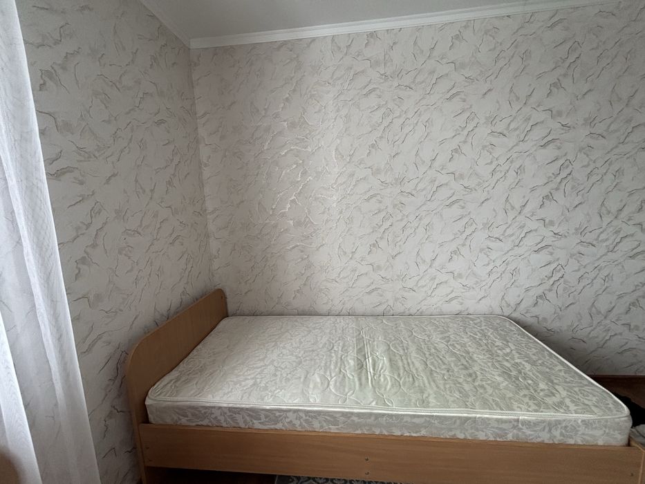 Продается тахта с матрасом