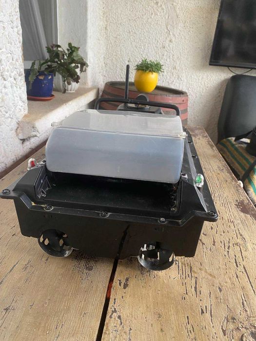 Лодка за захранка