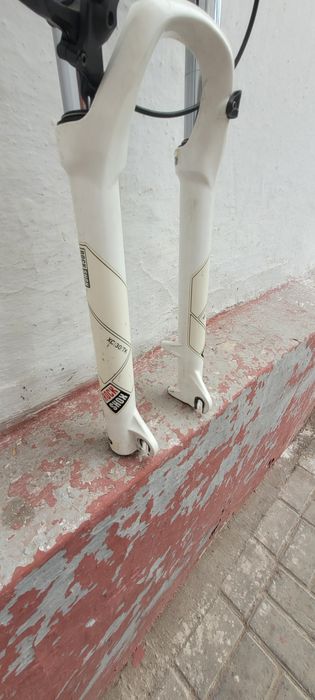 Вилка Rock shox XC 30 TK