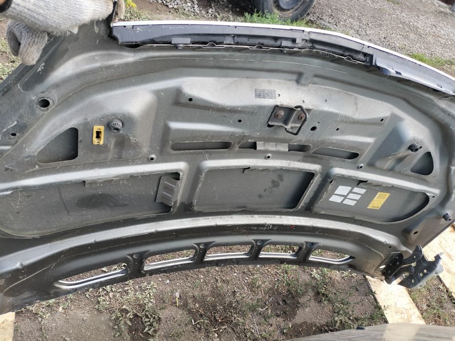 Капот на Мерседес Aclass