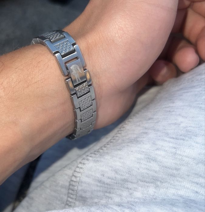 Lacoste стоманена гривна С КУТИЯ