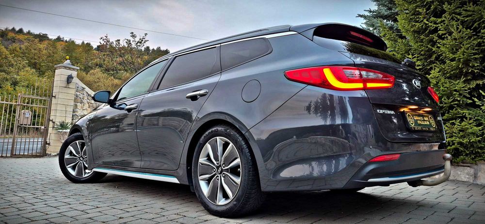 Kia Optima PLUG-IN Hybrid Executive