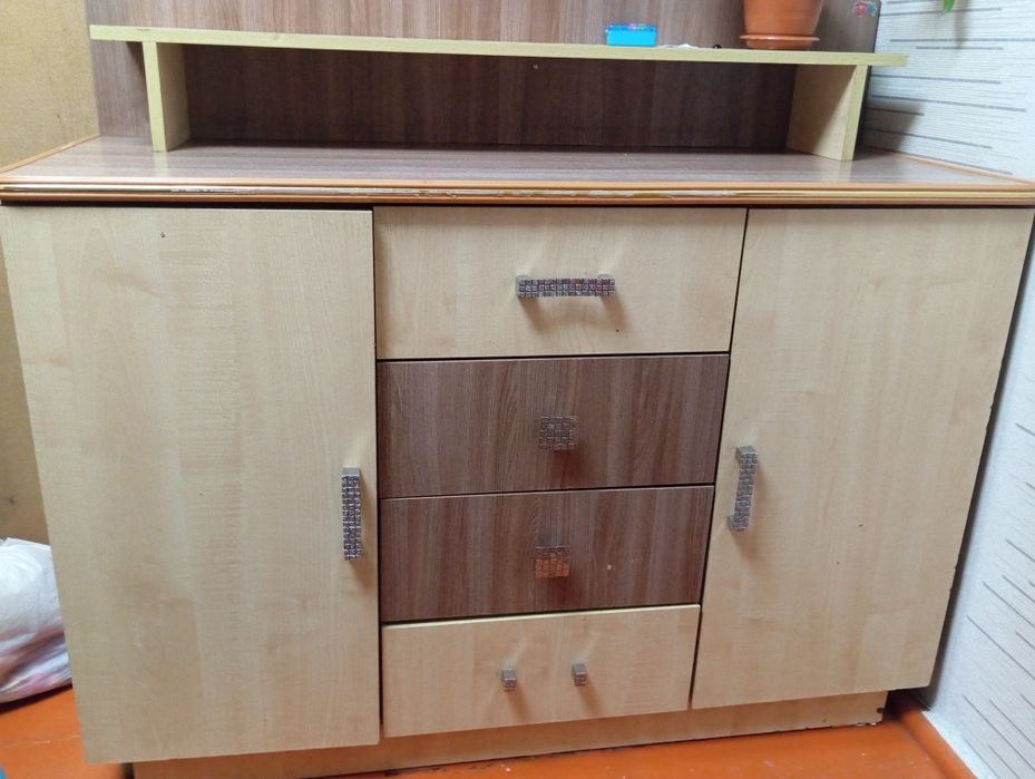 Продам комод недорого