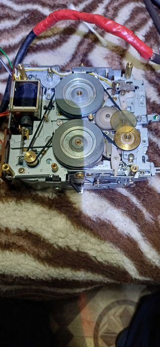 casetofon auto 1978 servisat comenzi lijere sunet excelent de bun